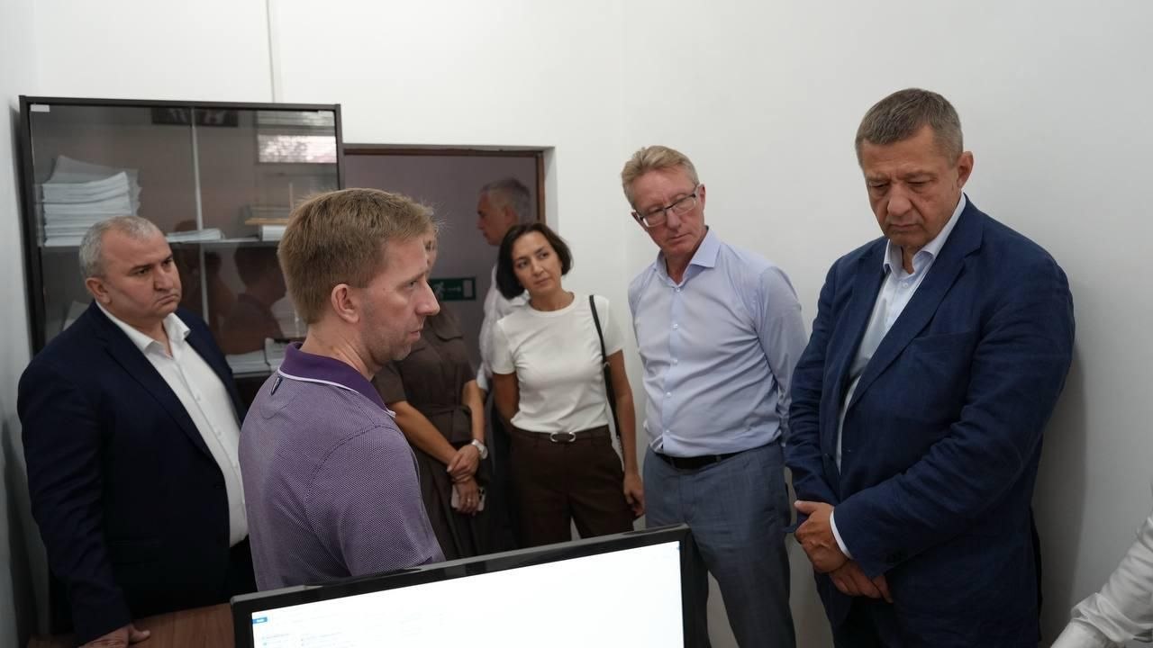 Представители Администрации Президента РФ, Минобороны РФ, полпреда Президента в СКФО и Государственного фонда «Защитники Отечества» посетили с рабочим визитом  Казбековский район