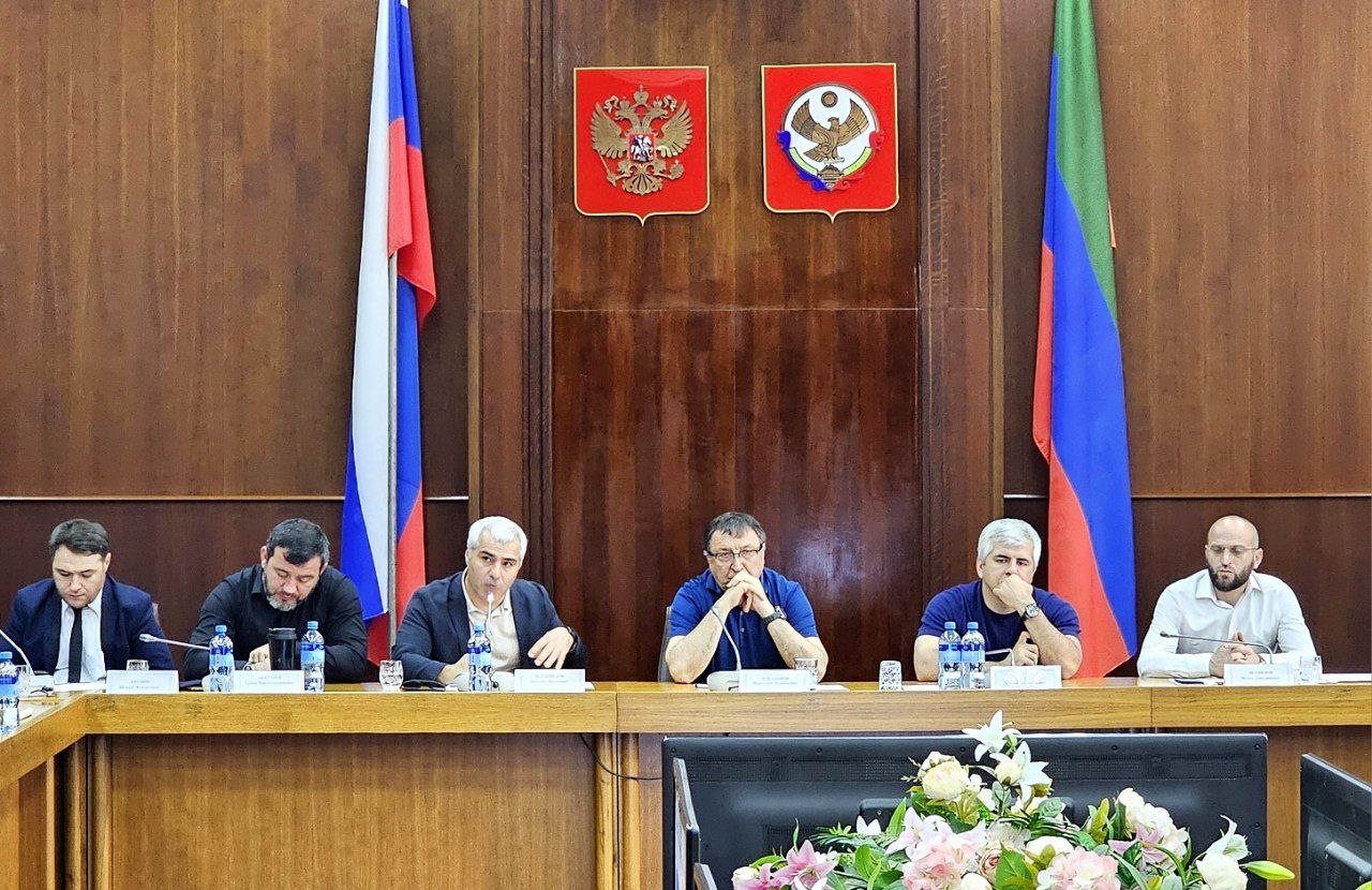 В Республиканской национальной библиотеке имени Расула Гамзатова проходит семинар по профилактике среди молодежи