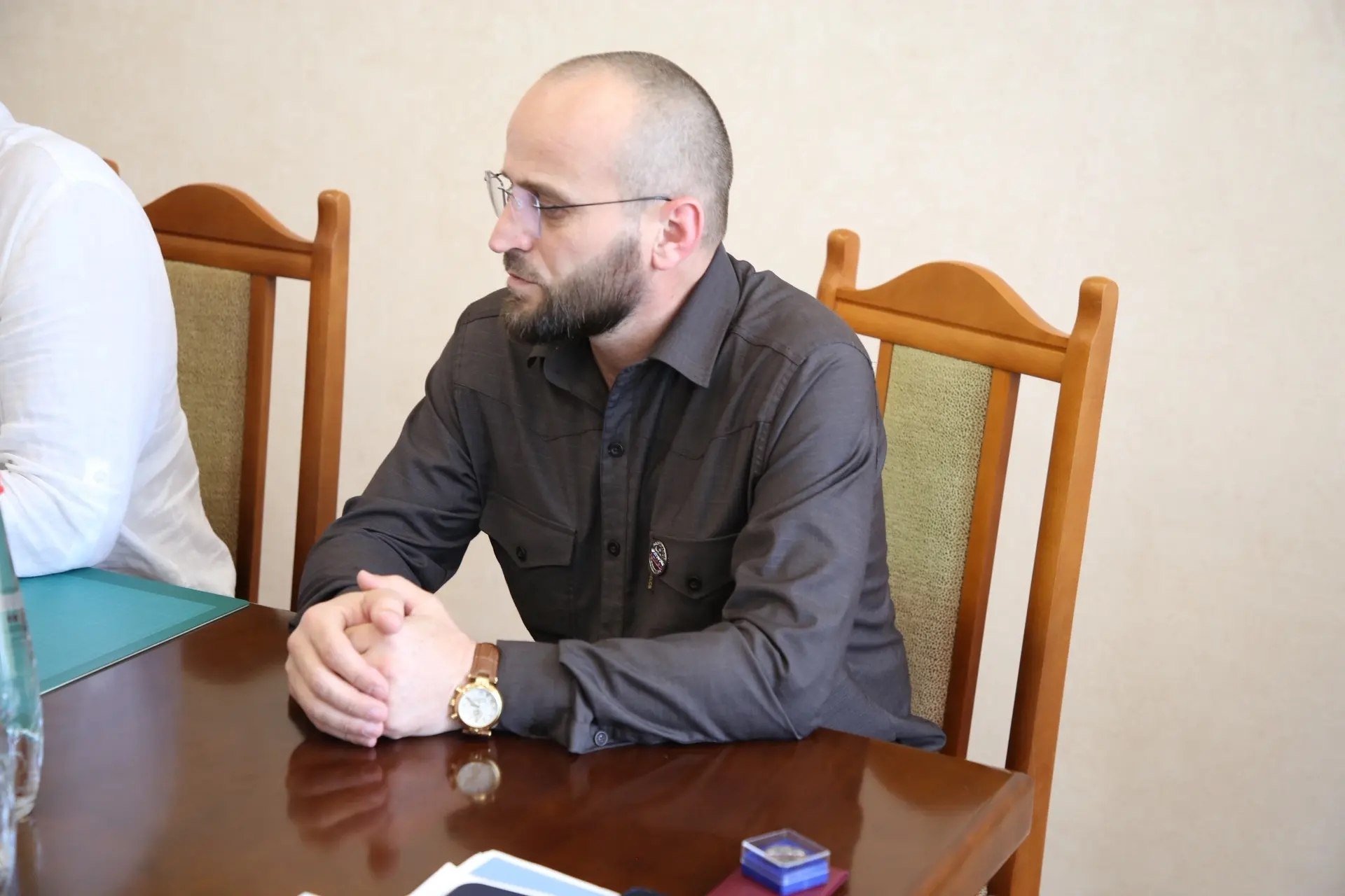 ГЕРОЙ РОССИИ СУХРАБ АХМЕДОВ ВСТУПИЛ В АССОЦИАЦИЮ ВЕТЕРАНОВ СВО РЕСПУБЛИКИ ДАГЕСТАН   ДРОО «ПАМЯТЬ ГОР