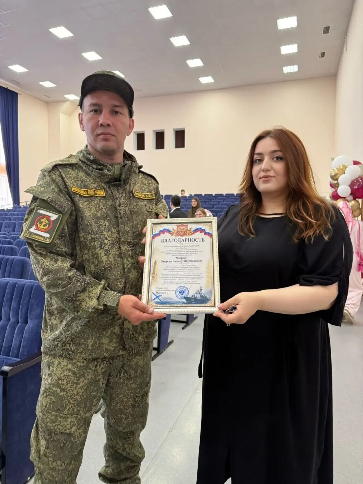Тамерлан Феталиев поздравил выпускников Каспийска с "Последним звонком"